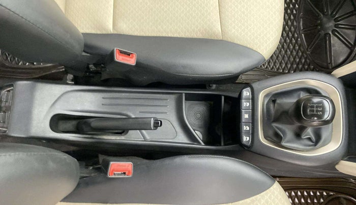 2020 Hyundai NEW SANTRO SPORTZ MT, Petrol, Manual, 30,864 km, Gear Lever