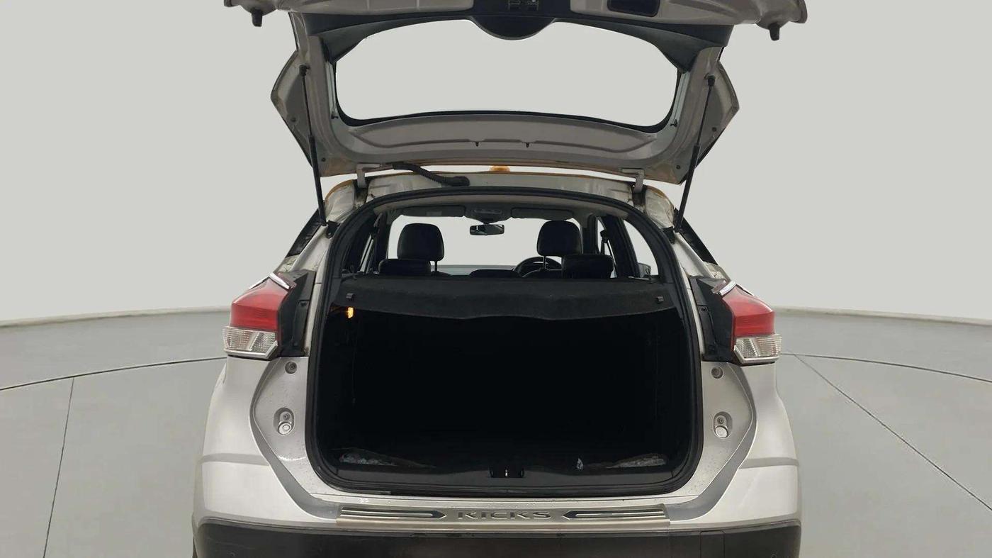 2019 Nissan Kicks XL DIESEL, Diesel, Manual, 63,341 km, Boot Inside