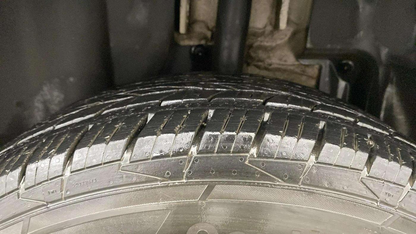 2019 Nissan Kicks XL DIESEL, Diesel, Manual, 63,341 km, Left Rear Tyre Tread