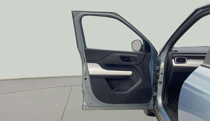 2022 Tata PUNCH ACCOMPLISHED DAZZLE PACK AMT, Petrol, Automatic, 24,708 km, LHS Front Door