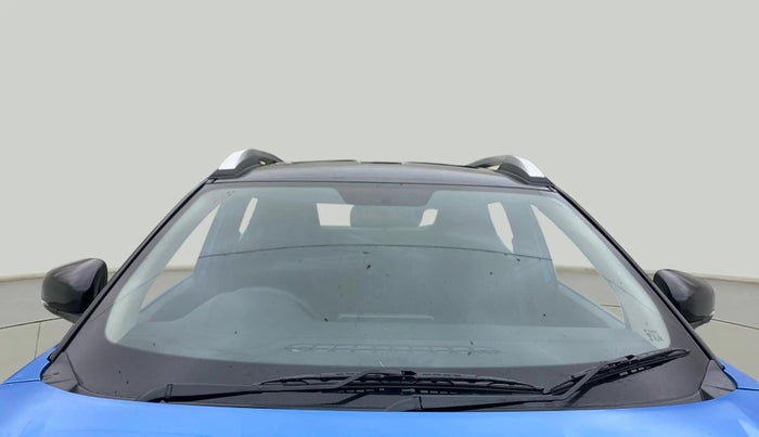 2022 Renault Kiger RXT (O) AMT DUAL TONE, Petrol, Automatic, 29,435 km, Front Windshield
