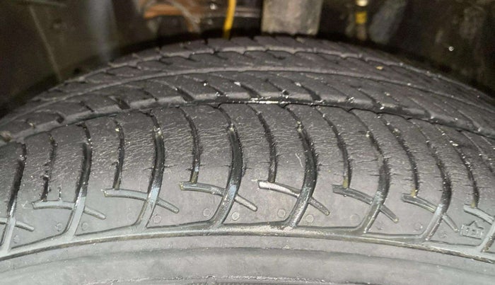 2018 Datsun Go T, Petrol, Manual, 18,770 km, Left Front Tyre Tread