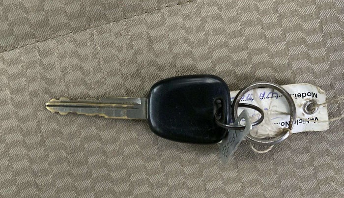 2018 Maruti Wagon R 1.0 LXI CNG, CNG, Manual, 40,403 km, Key Close Up