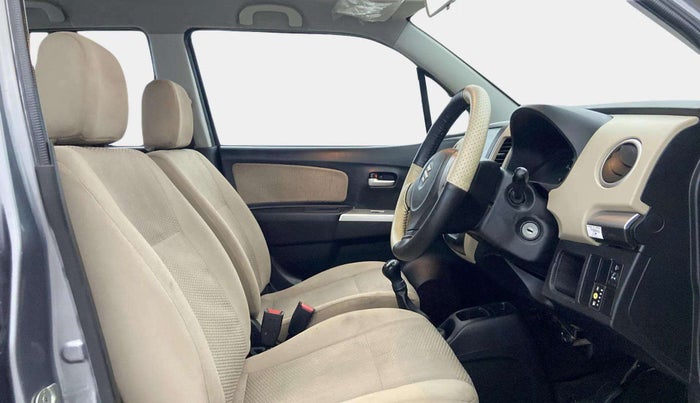 2018 Maruti Wagon R 1.0 LXI CNG, CNG, Manual, 40,403 km, Right Side Front Door Cabin