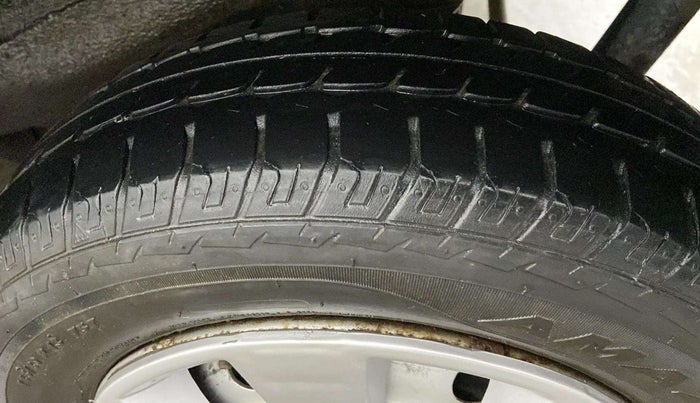 2018 Maruti Wagon R 1.0 LXI CNG, CNG, Manual, 40,403 km, Right Rear Tyre Tread