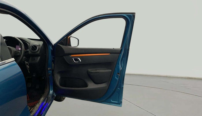 2021 Renault Kwid CLIMBER 1.0 AMT (O), Petrol, Automatic, 18,391 km, RHS Front Door
