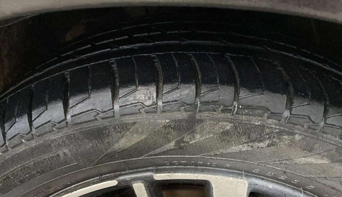 2016 Honda City 1.5L I-VTEC VX CVT, CNG, Automatic, 70,135 km, Right Front Tyre Tread