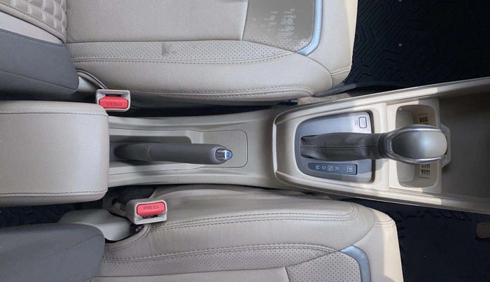 2022 Maruti Ertiga ZXI+ AT SHVS, Petrol, Automatic, 83,507 km, Gear Lever