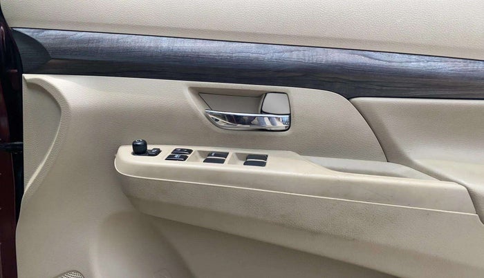 2022 Maruti Ertiga ZXI+ AT SHVS, Petrol, Automatic, 83,507 km, Driver Side Door Panels Control