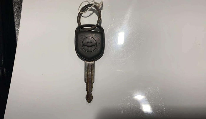 2014 Chevrolet Beat LT PETROL, Petrol, Manual, 86,658 km, Key Close Up