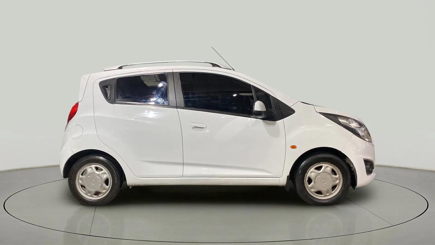2014 Chevrolet Beat LT PETROL, Petrol, Manual, 86,658 km, Right Side View