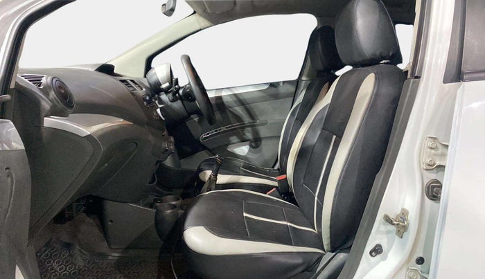 2014 Chevrolet Beat LT PETROL, Petrol, Manual, 86,658 km, Right Side Front Door Cabin