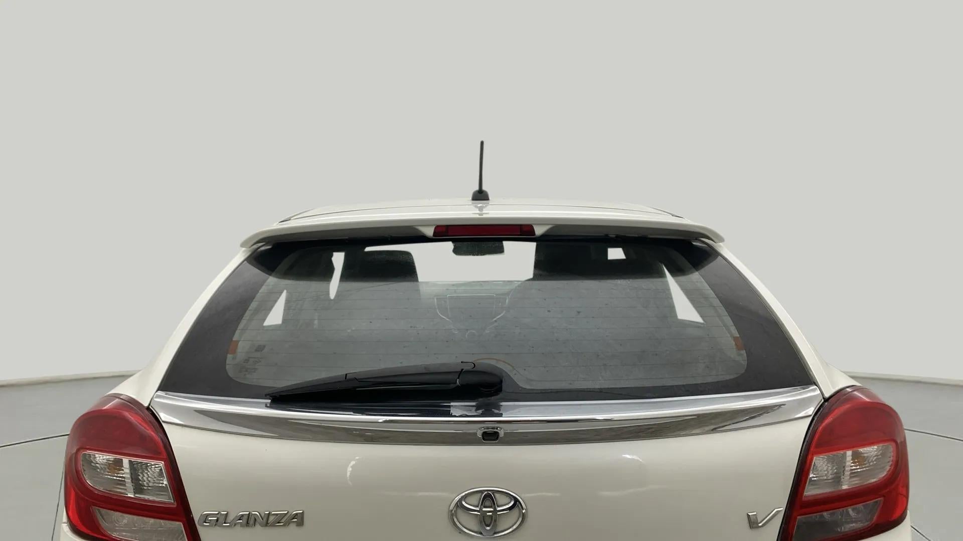 Rear-Windshield---Roof-25