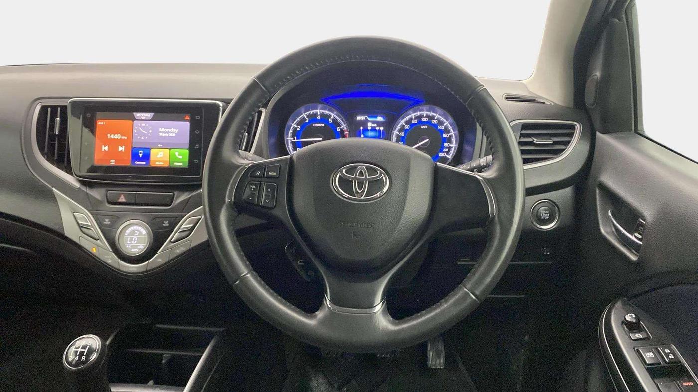 2020 Toyota Glanza V, Petrol, Manual, 43,016 km, Steering Wheel Close Up
