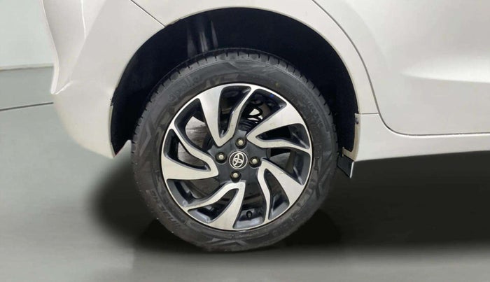 2020 Toyota Glanza V, Petrol, Manual, 42,878 km, Right Rear Wheel