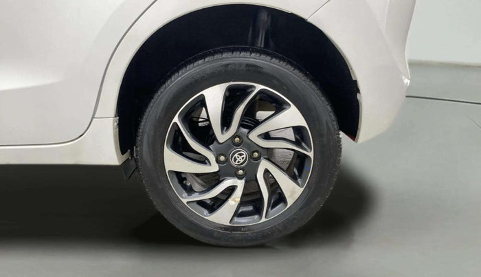 2020 Toyota Glanza V, Petrol, Manual, 42,878 km, Left Rear Wheel