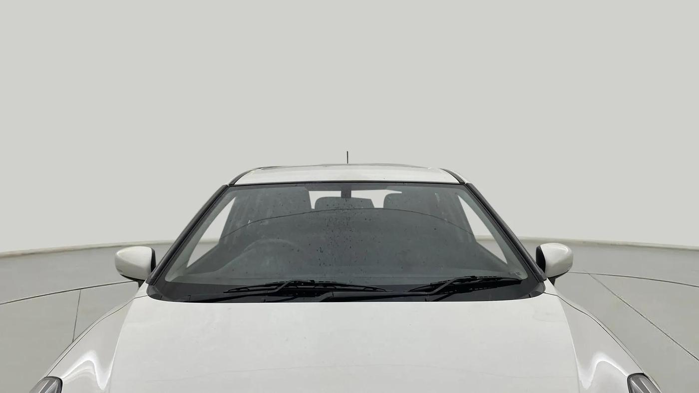 2020 Toyota Glanza V, Petrol, Manual, 43,016 km, Front Windshield