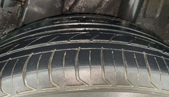 2020 Hyundai VENUE SX PLUS 1.0 TURBO DCT, Petrol, Automatic, 82,873 km, Left Rear Tyre Tread