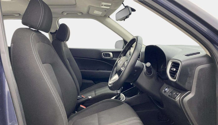 2020 Hyundai VENUE SX PLUS 1.0 TURBO DCT, Petrol, Automatic, 82,873 km, Right Side Front Door Cabin