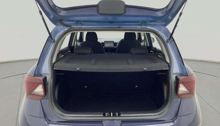 2020 Hyundai VENUE SX PLUS 1.0 TURBO DCT, Petrol, Automatic, 82,873 km, Boot Open Zoomed View