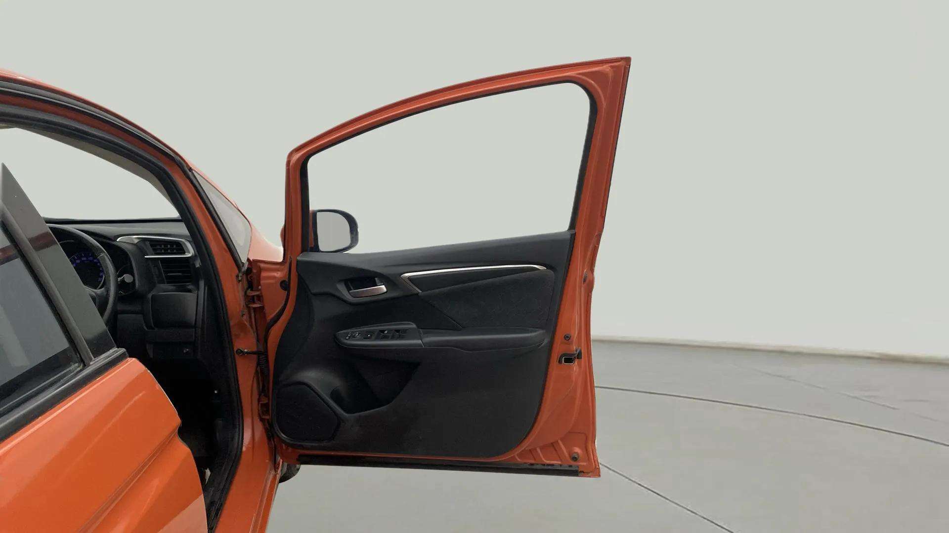 RHS-Front-Door-Open-32