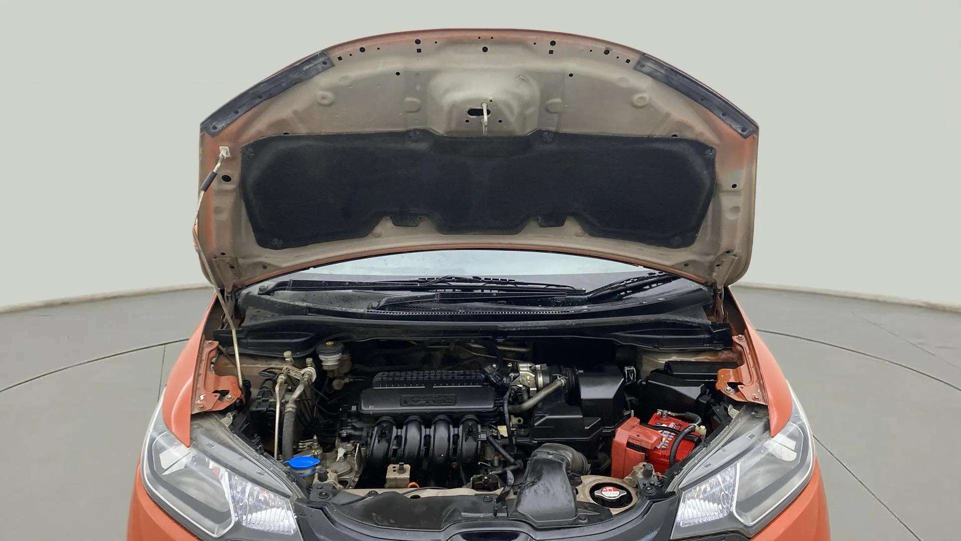 Engine-Full-View-With-Bonnet-Open-13