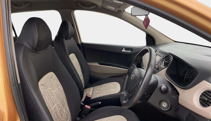 2016 Hyundai Grand i10 SPORTZ 1.2 KAPPA VTVT, Petrol, Manual, 72,602 km, Right Side Front Door Cabin