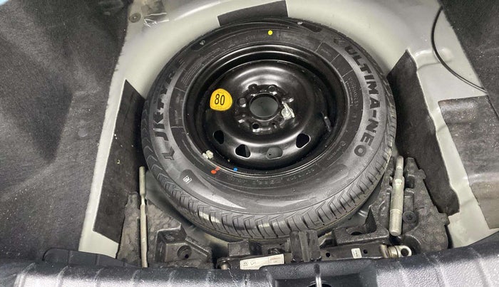 2022 Tata TIGOR XZ PETROL, Petrol, Manual, 25,627 km, Spare Tyre