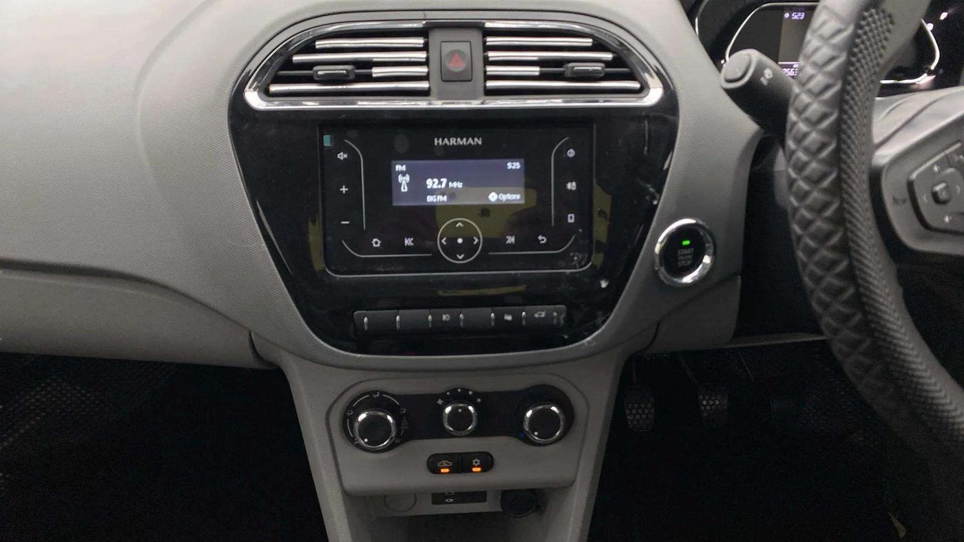2022 Tata TIGOR XZ PETROL, Petrol, Manual, 25,734 km, Air Conditioner