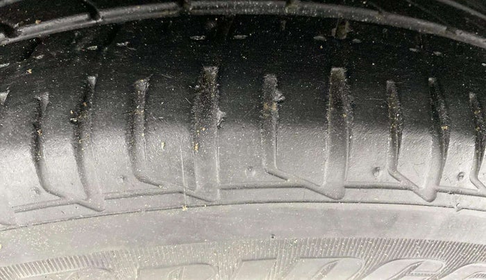 2022 Tata TIGOR XZ PETROL, Petrol, Manual, 25,627 km, Left Front Tyre Tread
