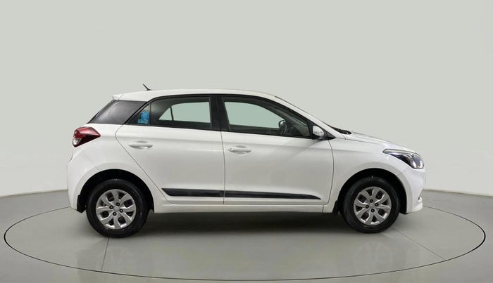 2015 Hyundai Elite i20 SPORTZ 1.2, Petrol, Manual, 61,195 km, Right Side View