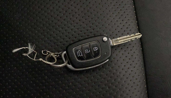 2015 Hyundai Elite i20 SPORTZ 1.2, Petrol, Manual, 61,195 km, Key Close Up