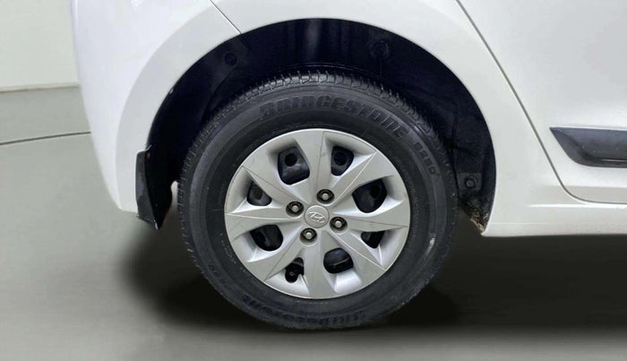 2015 Hyundai Elite i20 SPORTZ 1.2, Petrol, Manual, 61,195 km, Right Rear Wheel
