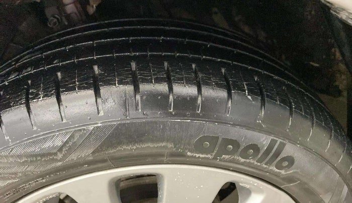 2016 Maruti Baleno ZETA PETROL 1.2, Petrol, Manual, 26,237 km, Left Rear Tyre Tread