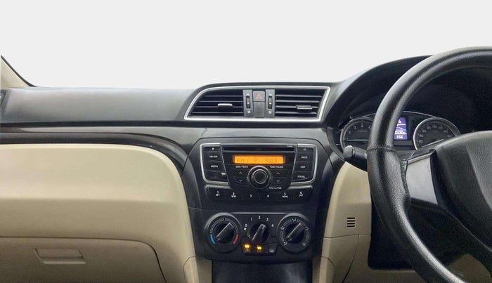2015 Maruti Ciaz VXI, Petrol, Manual, 44,381 km, Air Conditioner