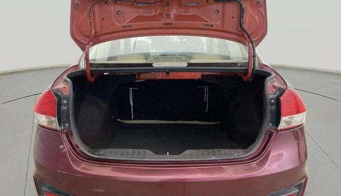 2015 Maruti Ciaz VXI, Petrol, Manual, 44,381 km, Boot Inside