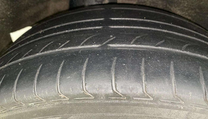 2021 Maruti Baleno ZETA PETROL 1.2, Petrol, Manual, 79,311 km, Right Rear Tyre Tread