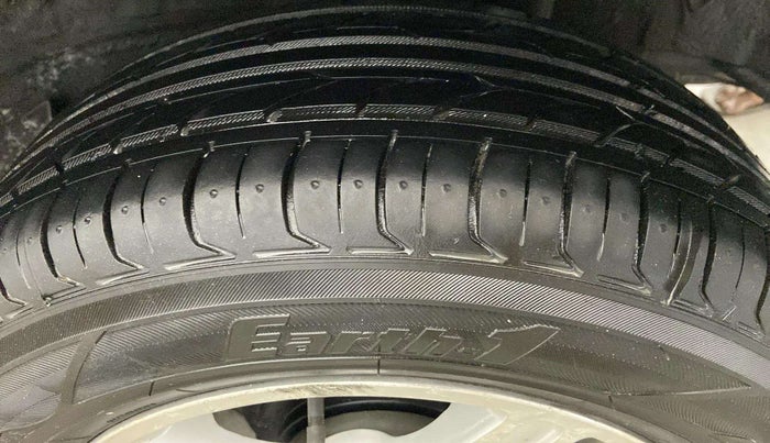 2018 Honda Amaze 1.2L I-VTEC S, Petrol, Manual, 40,824 km, Right Rear Tyre Tread