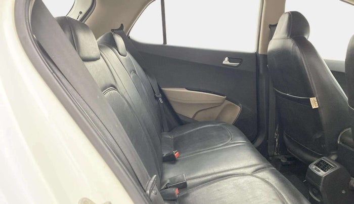 2015 Hyundai Grand i10 SPORTZ 1.2 KAPPA VTVT, Petrol, Manual, 74,647 km, Right Side Rear Door Cabin