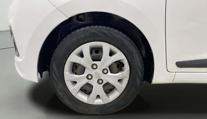 2015 Hyundai Grand i10 SPORTZ 1.2 KAPPA VTVT, Petrol, Manual, 74,647 km, Left Front Wheel