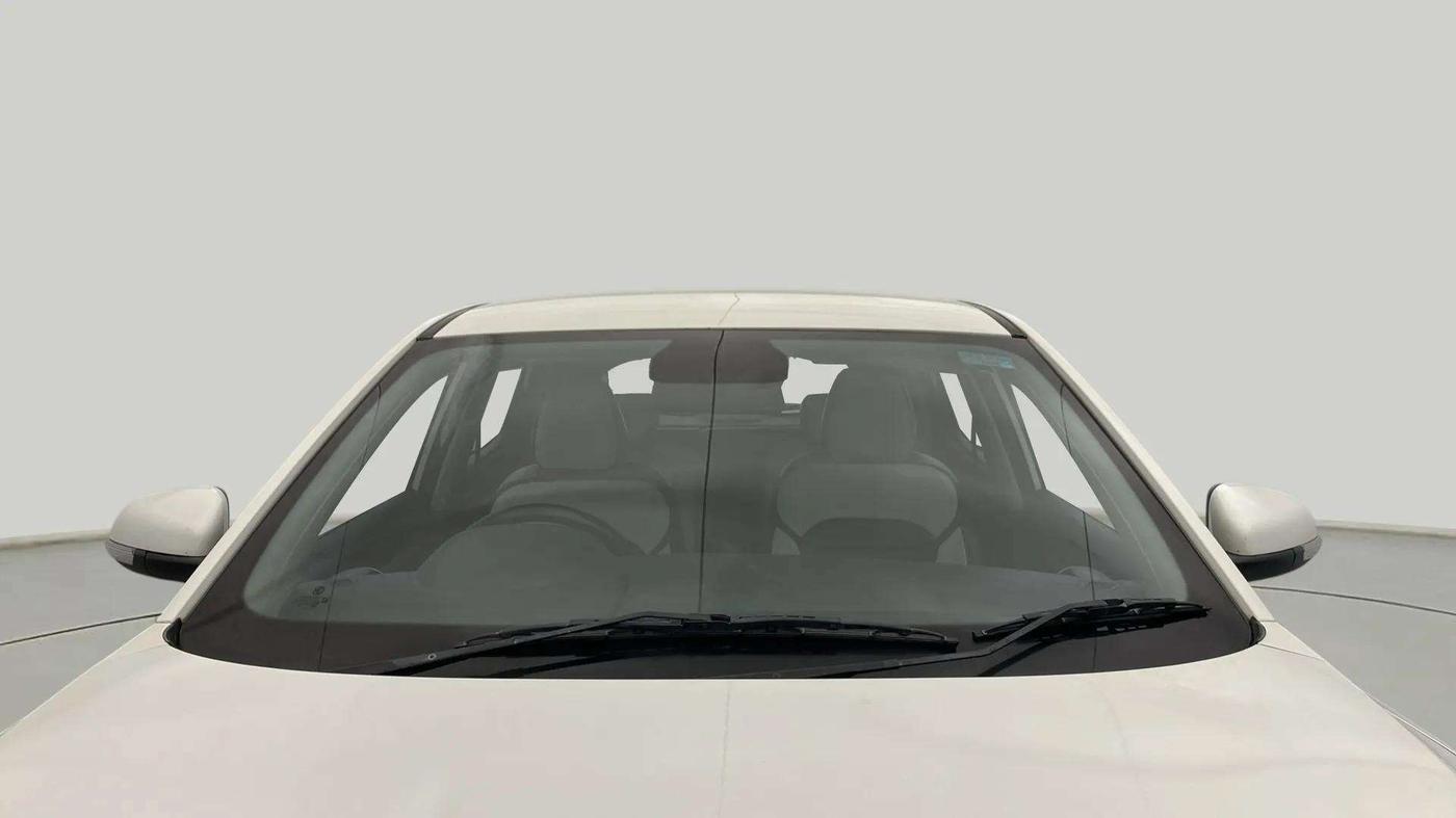 2023 MG ASTOR STYLE 1.5 MT, Petrol, Manual, 59,431 km, Front Windshield
