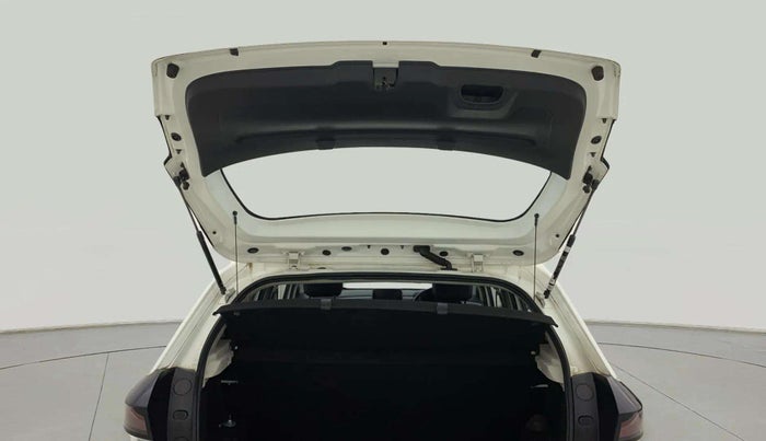 2022 Tata ALTROZ XMA PLUS PETROL, Petrol, Manual, 5,408 km, Boot Door Open