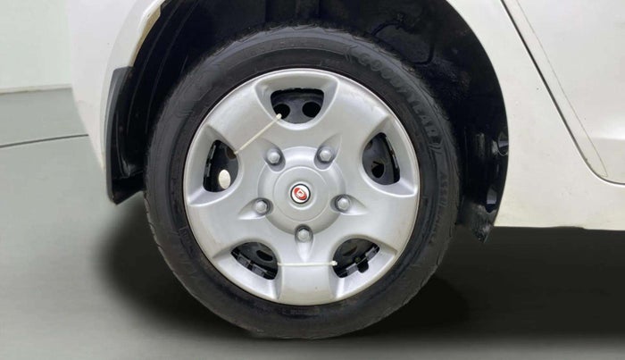 2022 Tata ALTROZ XMA PLUS PETROL, Petrol, Manual, 5,408 km, Right Rear Wheel