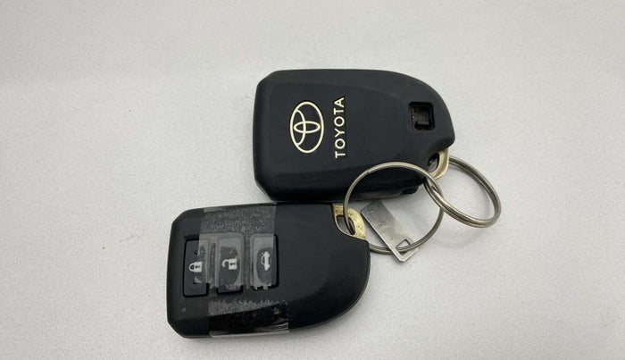 2019 Toyota YARIS VX CVT, Petrol, Automatic, 37,769 km, Key Close Up