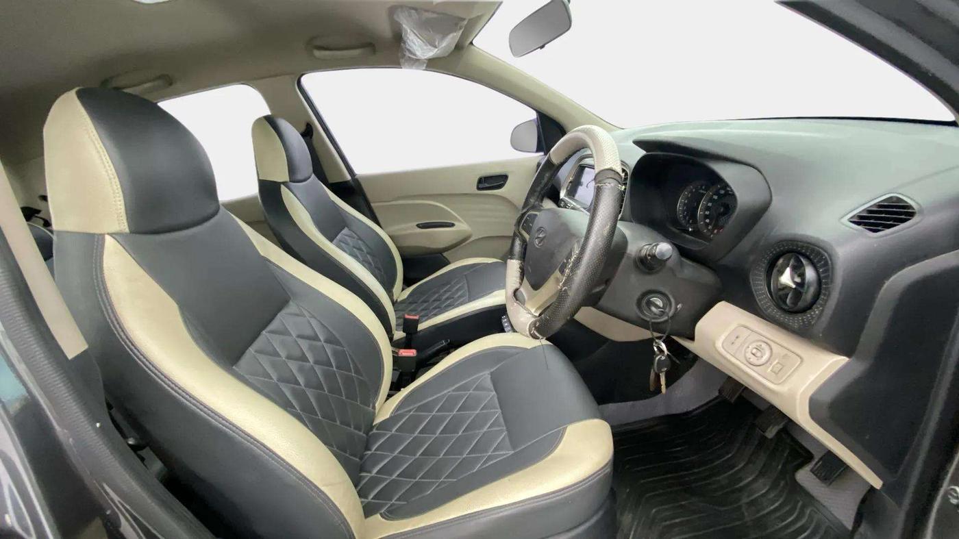 2022 Hyundai NEW SANTRO SPORTZ EXECUTIVE MT CNG, CNG, Manual, 73,949 km, Right Side Front Door Cabin