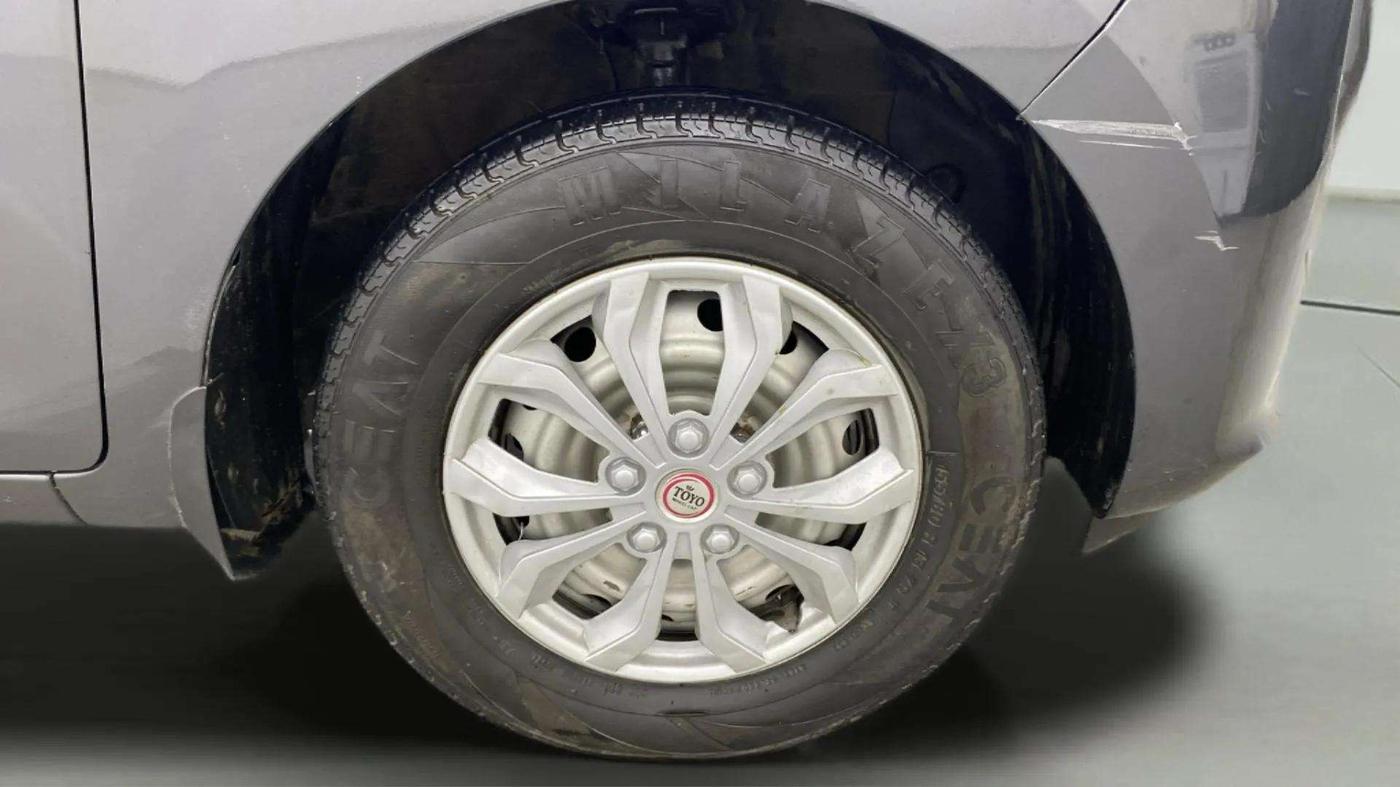 2022 Hyundai NEW SANTRO SPORTZ EXECUTIVE MT CNG, CNG, Manual, 73,949 km, Right Front Wheel