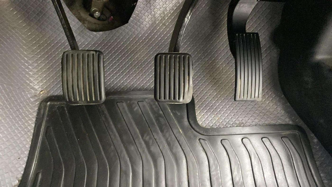 2022 Hyundai NEW SANTRO SPORTZ EXECUTIVE MT CNG, CNG, Manual, 73,949 km, Pedals