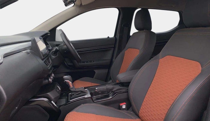 2024 Renault Kiger RXZ TURBO CVT, Petrol, Automatic, 10,616 km, Right Side Front Door Cabin