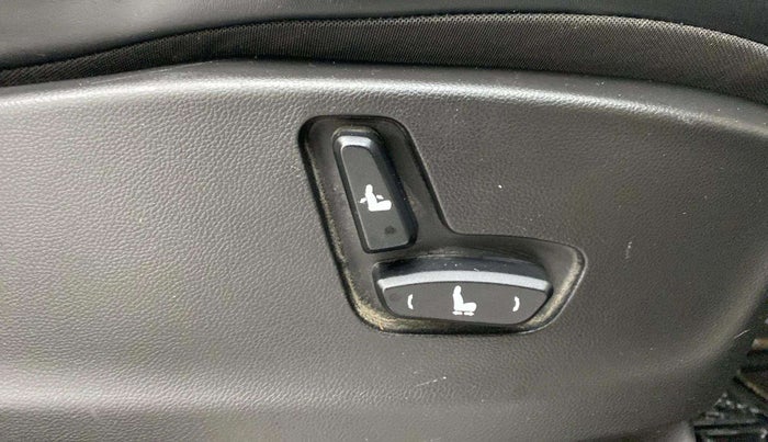 2021 MG HECTOR SMART 2.0 DIESEL, Diesel, Manual, 35,795 km, Driver Side Adjustment Panel
