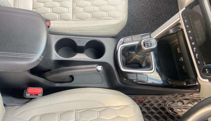 2020 KIA SELTOS HTX 1.5 PETROL, Petrol, Manual, 41,245 km, Gear Lever